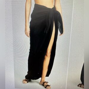 Mikoh Toyama Sarong